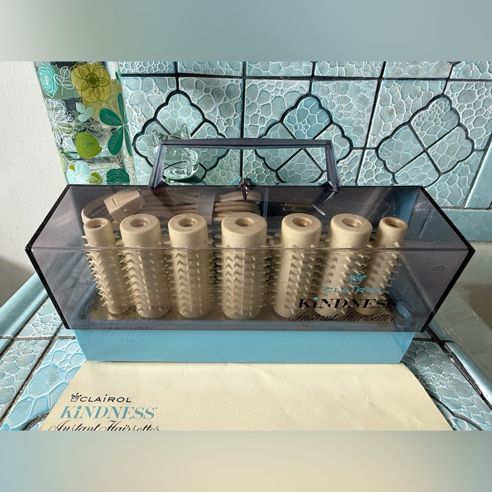 Vintage 1960s Clairol Kindness 14 Instant Hairsetter Hot Hair Curlers